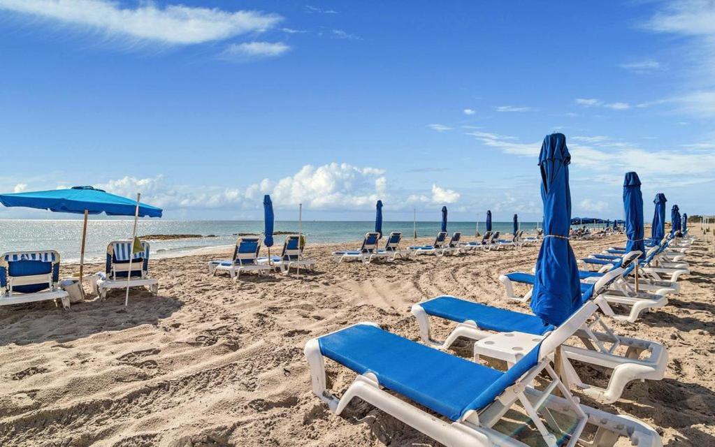 Singer Island Beach Resort And Spa, Located At The Palm Beach Resort リビエラビーチ エクステリア 写真
